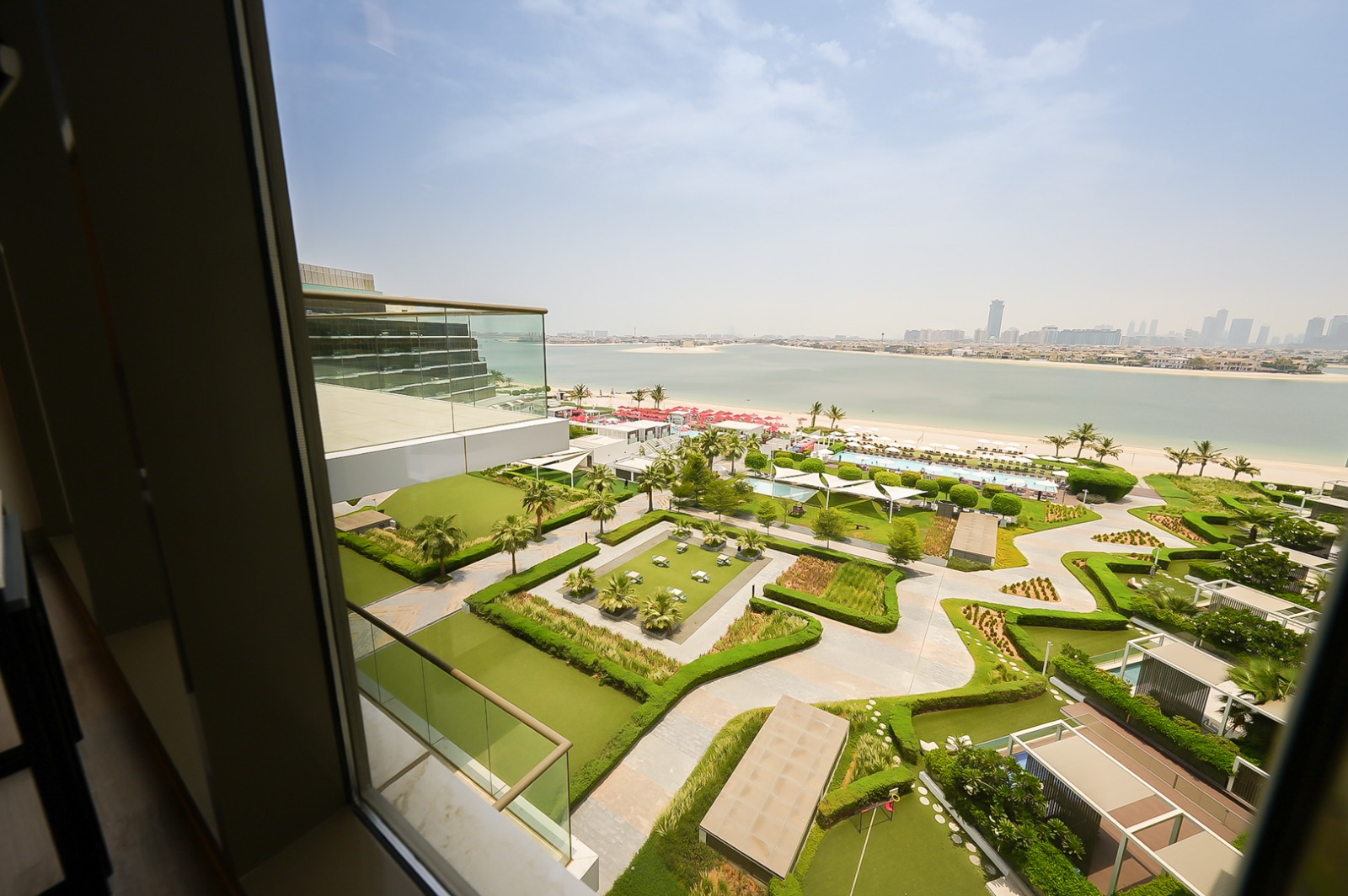 The 8 Residences I 4-Bedrooms I Penthouse I For Rent